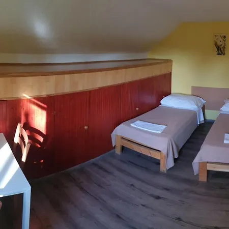 Jade Panzio Guest house