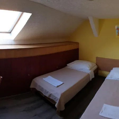 Jade Panzio Guest house Budapest