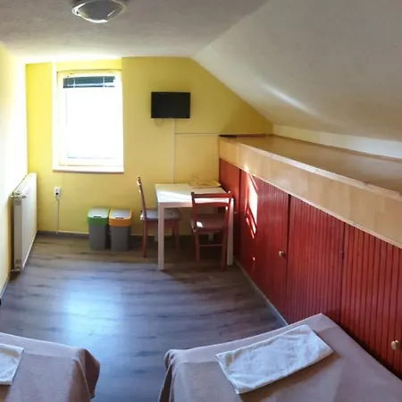 Jade Panzio Guest house 3*