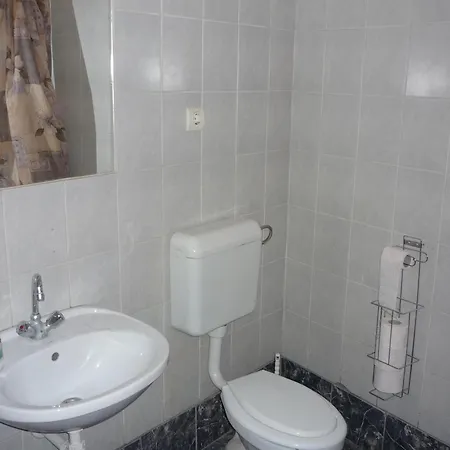 Guest house Jade Panzio 3*