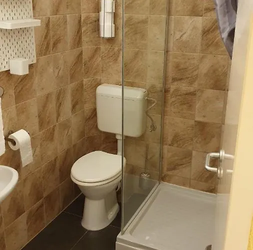 Jade Panzio Budapest