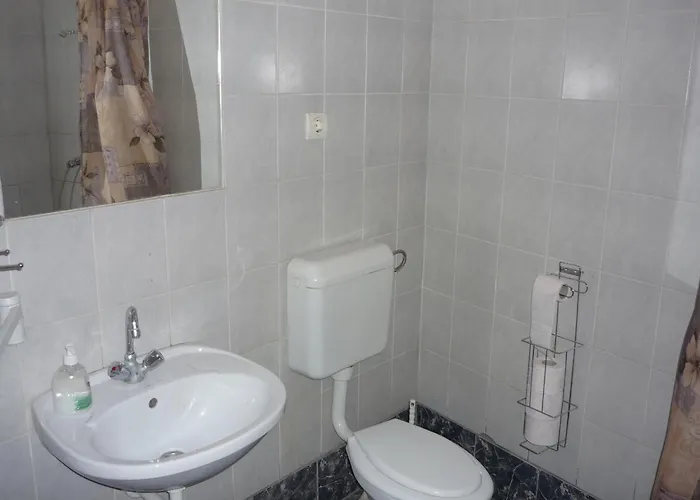 Pensionat Jade Panzio 3*