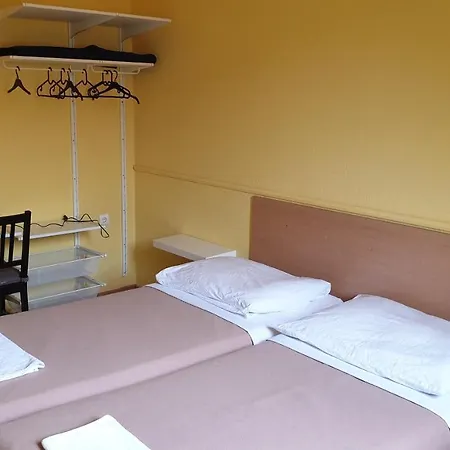 Jade Panzio 3* Budapešť
